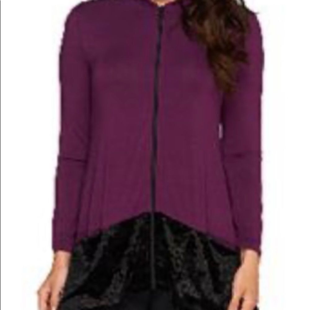 Logo by Laurie Goldstein Zipfront knit cardigan with velvet Trim and pockets/ sm